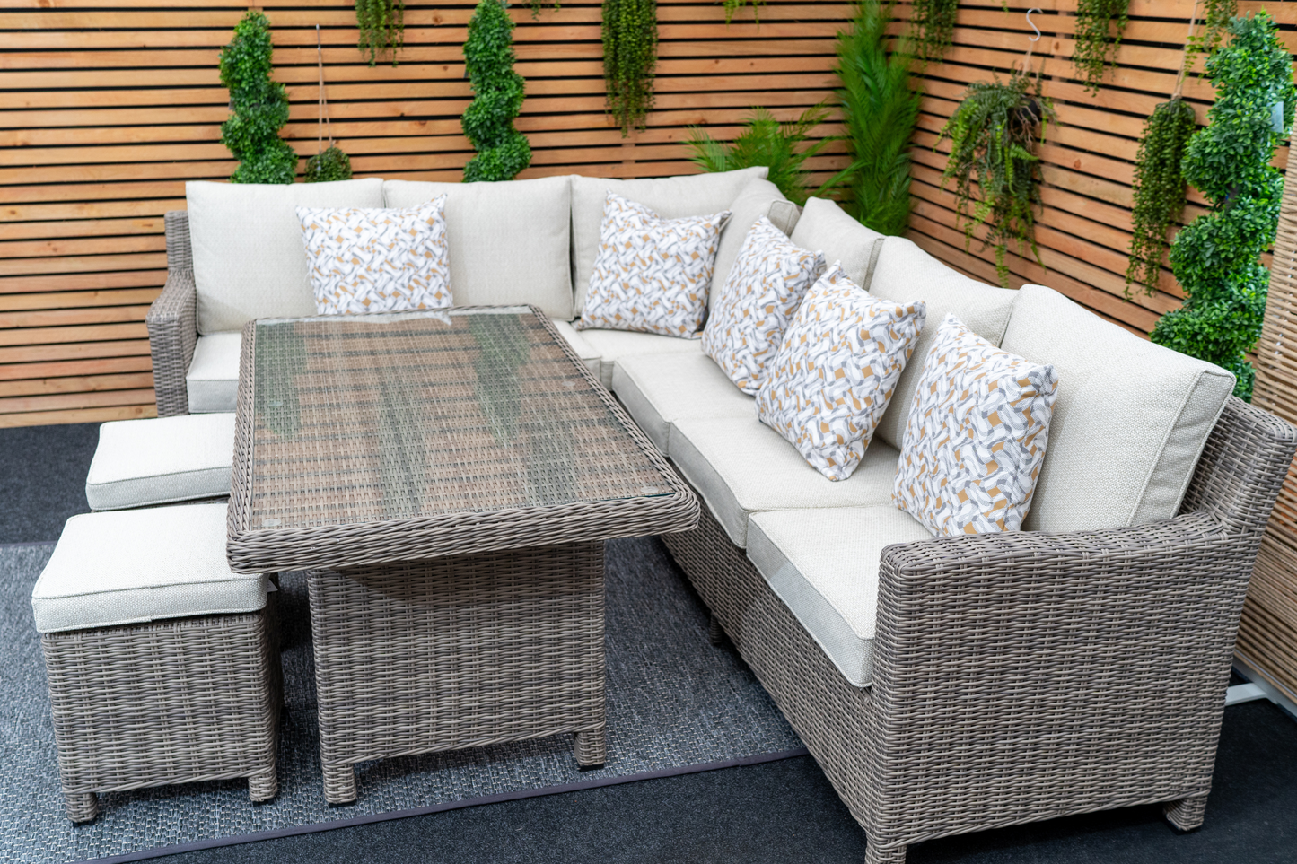 Kensington Right Hand High Corner Outdoor Dining Lounging Set | Wicker | Seats 7