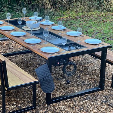 Vuestro The Arizona Grill Table 3m